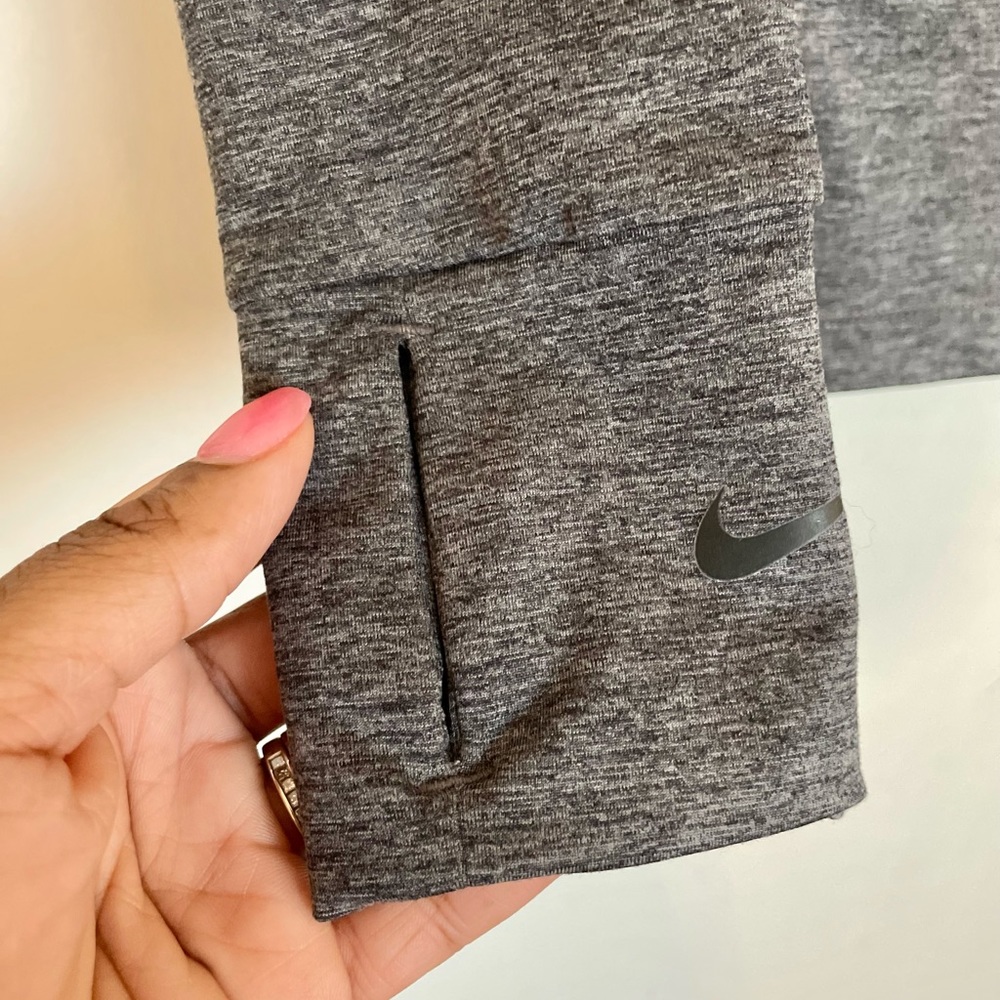 Nike Pro Dri-Fit Kids Active Performance Top - Size XS - Picture 5 of 12